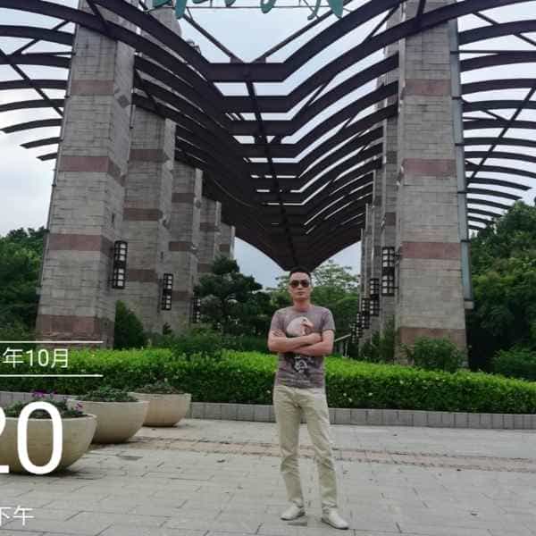 40岁岁四川单身帅哥 - 石河子吉缘网