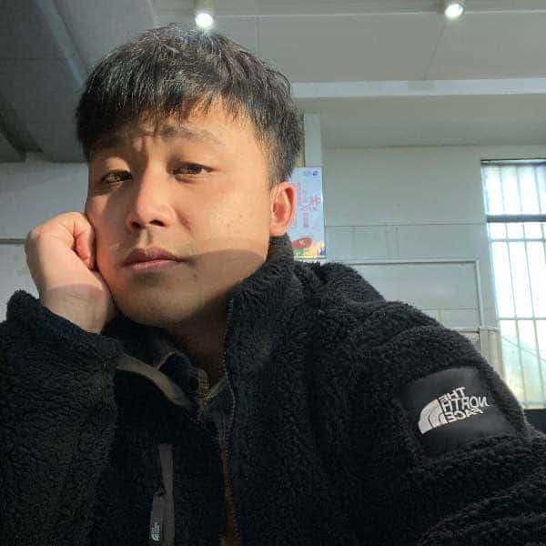 31岁岁湖南单身帅哥 - 石河子吉缘网