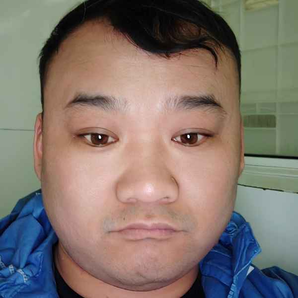35岁岁山东单身帅哥 - 石河子吉缘网