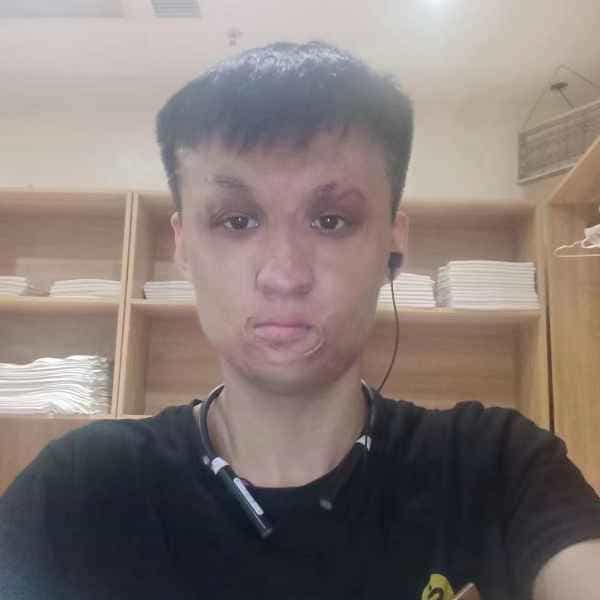 27岁岁山东单身帅哥 - 石河子吉缘网