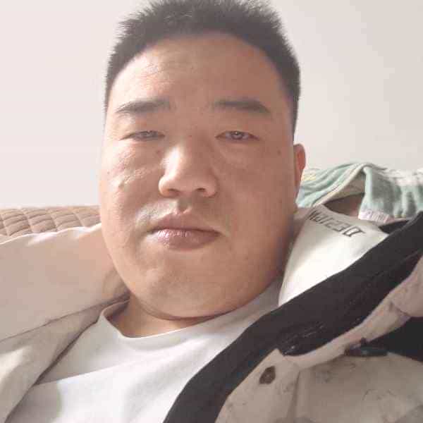 37岁岁湖南单身帅哥 - 石河子吉缘网