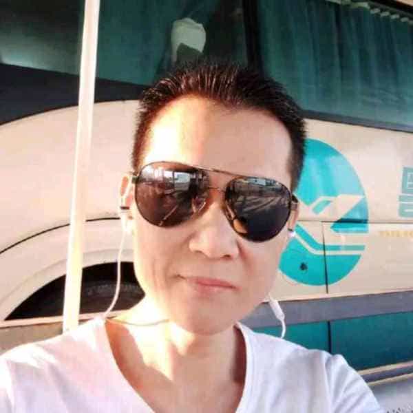 35岁岁广东单身帅哥 - 石河子吉缘网