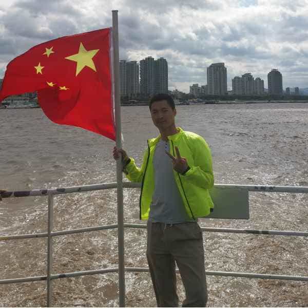 31岁岁浙江单身帅哥 - 石河子吉缘网