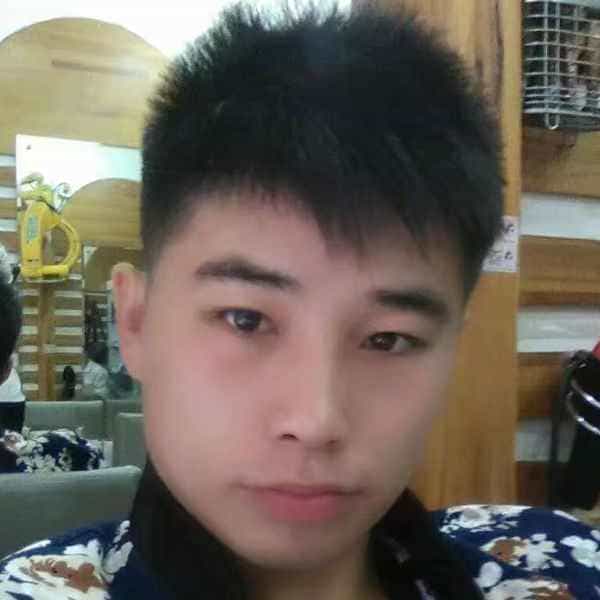 32岁岁湖北单身帅哥 - 石河子吉缘网