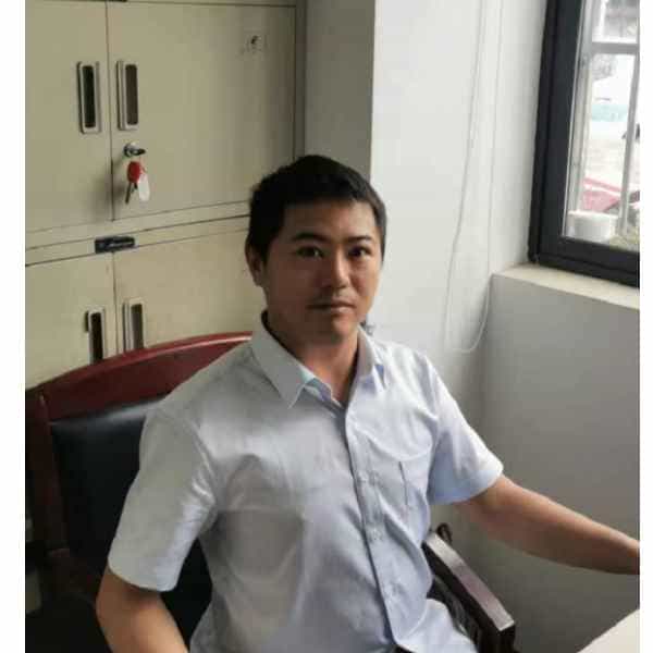 35岁岁河南单身帅哥 - 石河子吉缘网