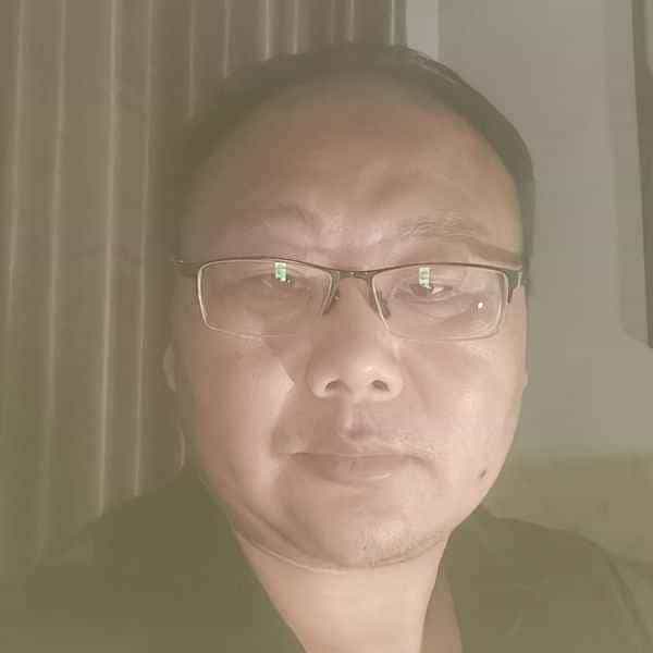 44岁岁山东单身帅哥 - 石河子吉缘网