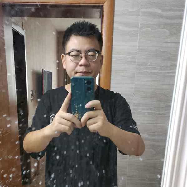 35岁岁陕西单身帅哥 - 石河子吉缘网