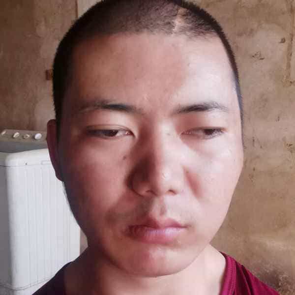 35岁岁云南单身帅哥 - 石河子吉缘网
