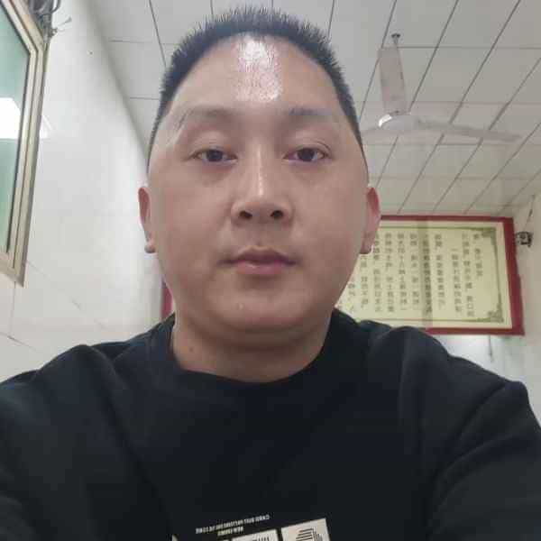 37岁岁陕西单身帅哥 - 石河子吉缘网