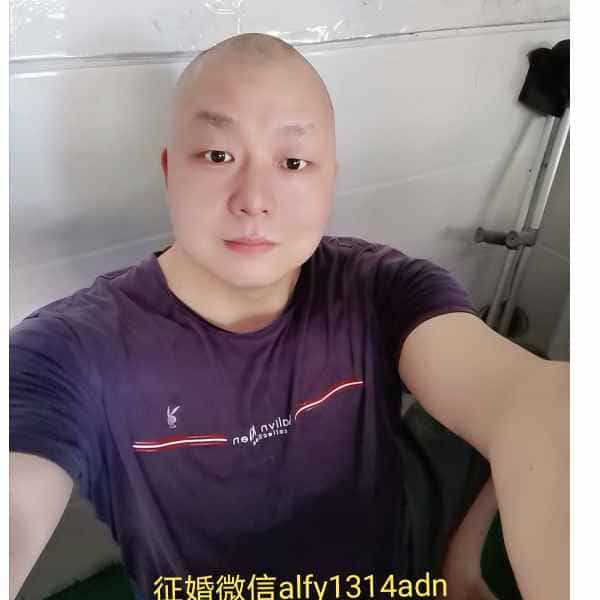 45岁岁湖南单身帅哥 - 石河子吉缘网