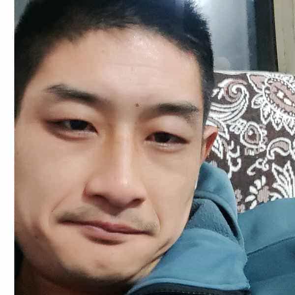 32岁岁湖北单身帅哥 - 石河子吉缘网