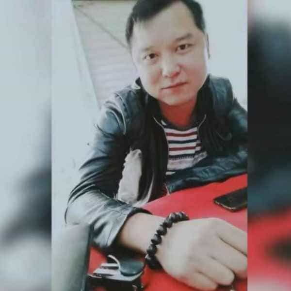 40岁岁湖南单身帅哥 - 石河子吉缘网