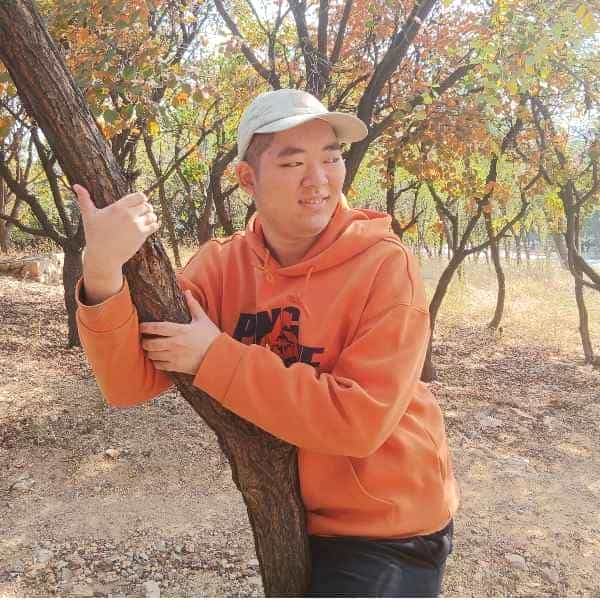 27岁岁山东单身帅哥 - 石河子吉缘网