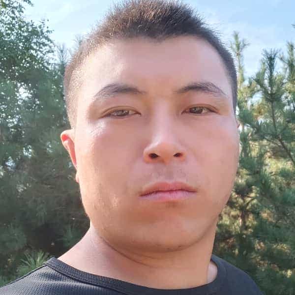 31岁岁河北单身帅哥 - 石河子吉缘网