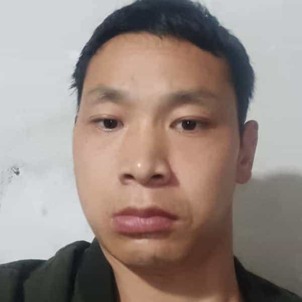 32岁岁安徽单身帅哥 - 石河子吉缘网