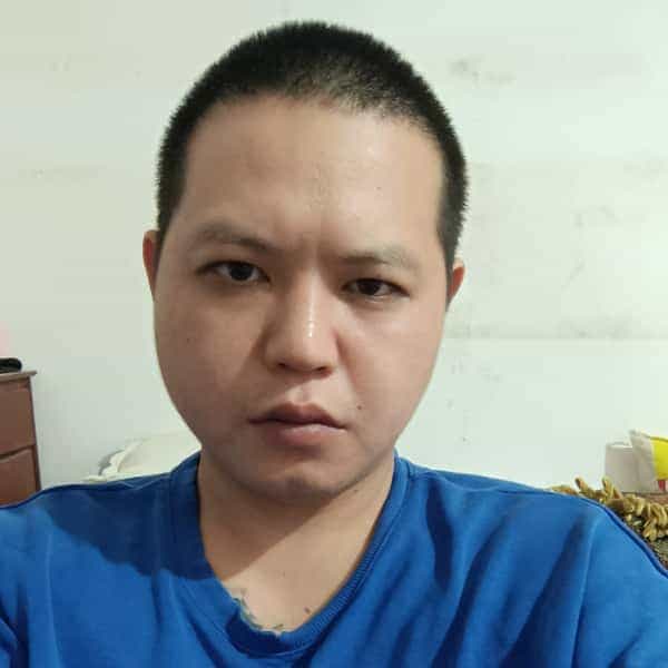 32岁岁广西单身帅哥 - 石河子吉缘网