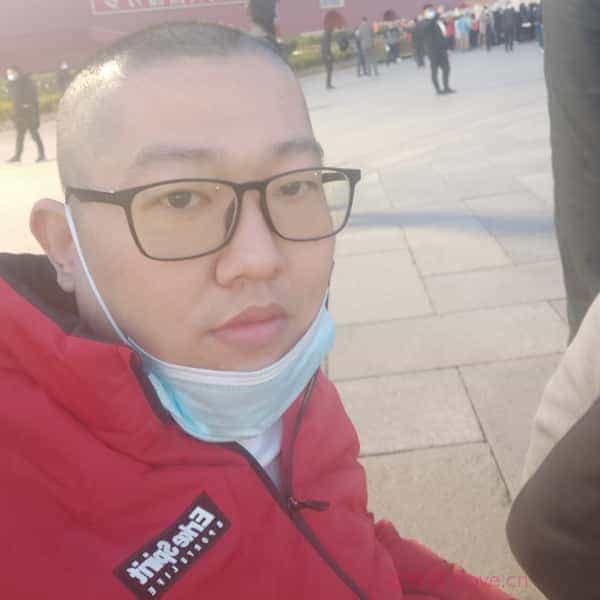 35岁岁陕西单身帅哥 - 石河子吉缘网