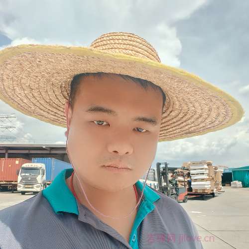 33岁岁湖南单身帅哥 - 石河子吉缘网